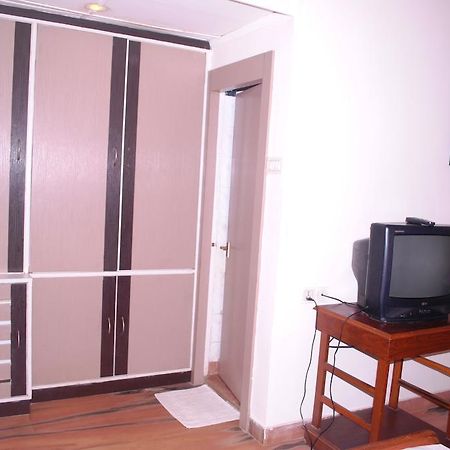 Hotel Padma Puri Exterior photo